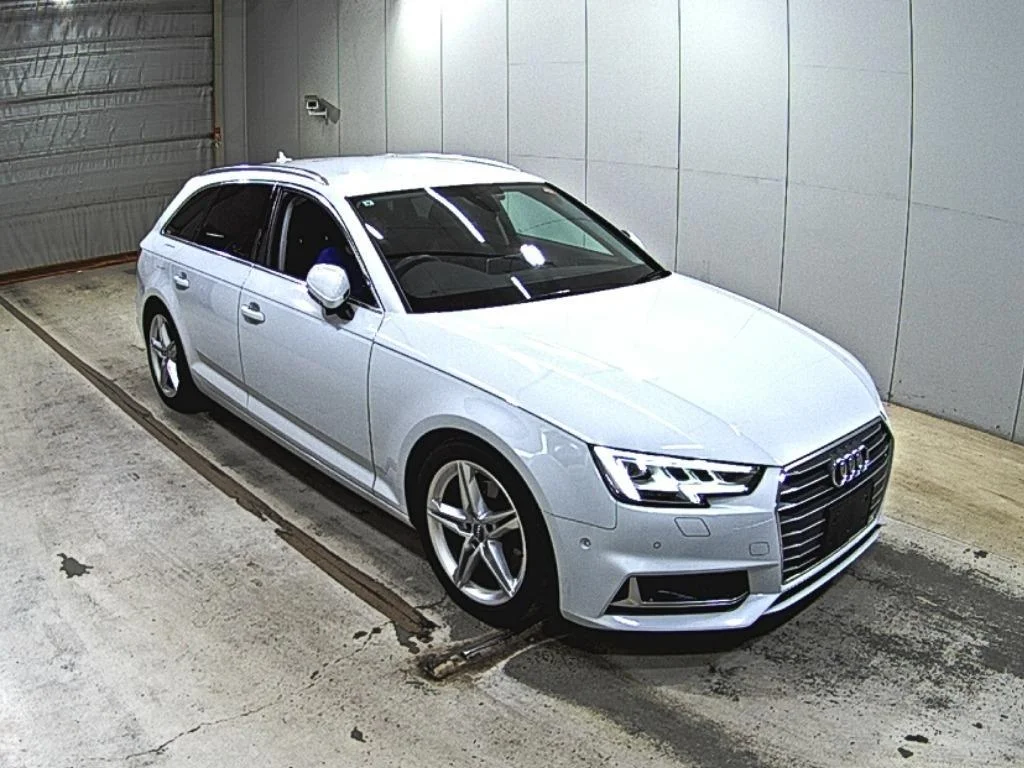 Audi A4 Avant 8WCVN 2019